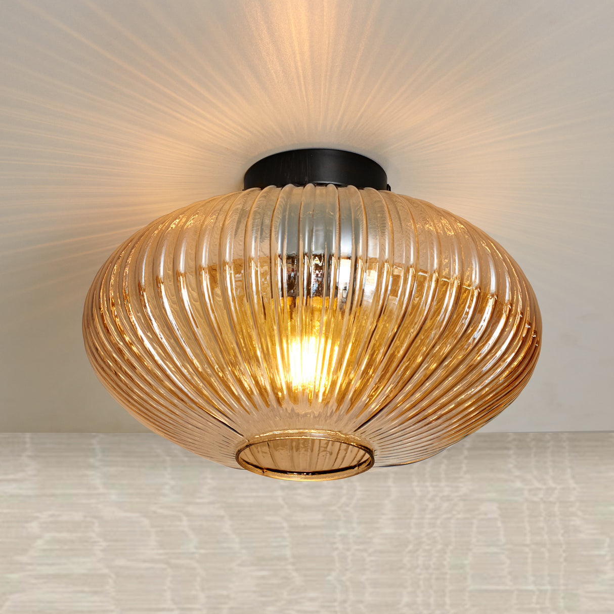 Design Loftlampe Rund Ravfarvet Glas - Amelie