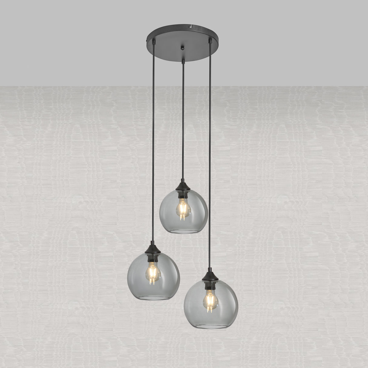 Pendellampe med 3 lyskilder, kugleformet, røget glas, industriel, stue, spisestue, røget sort, grå