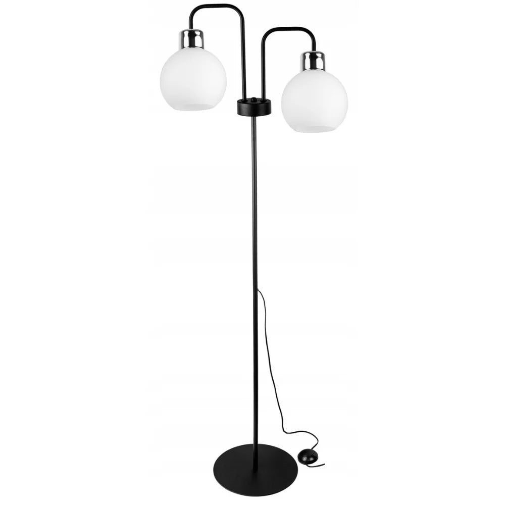Vloerlamp wit Scandinavisch design voor woonkamer of hal