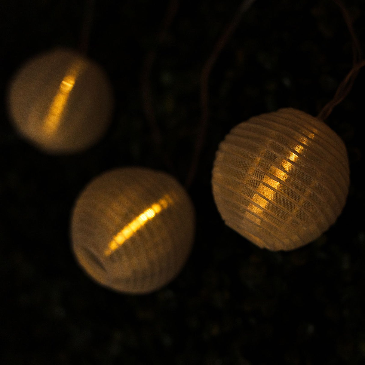 Solcelledrevet havelyskæde – 20 LED-lanterner – 7,59 m – varm hvid 3000K