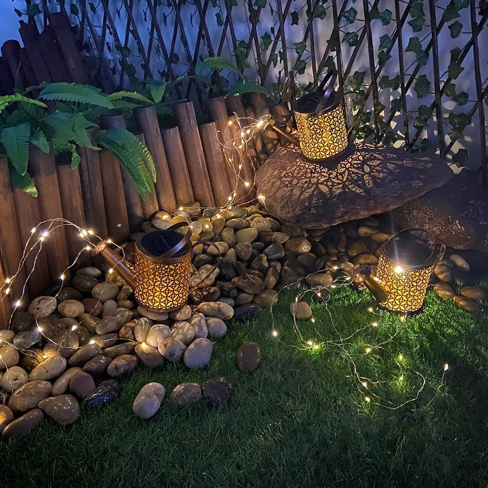 Solcelledrevet LED-havelampe – vandkandedesign, kobberfarve, IP44, 3000K varm hvid