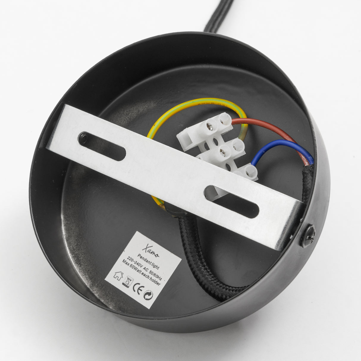 Design pendellampe messing med røgfarvet glas